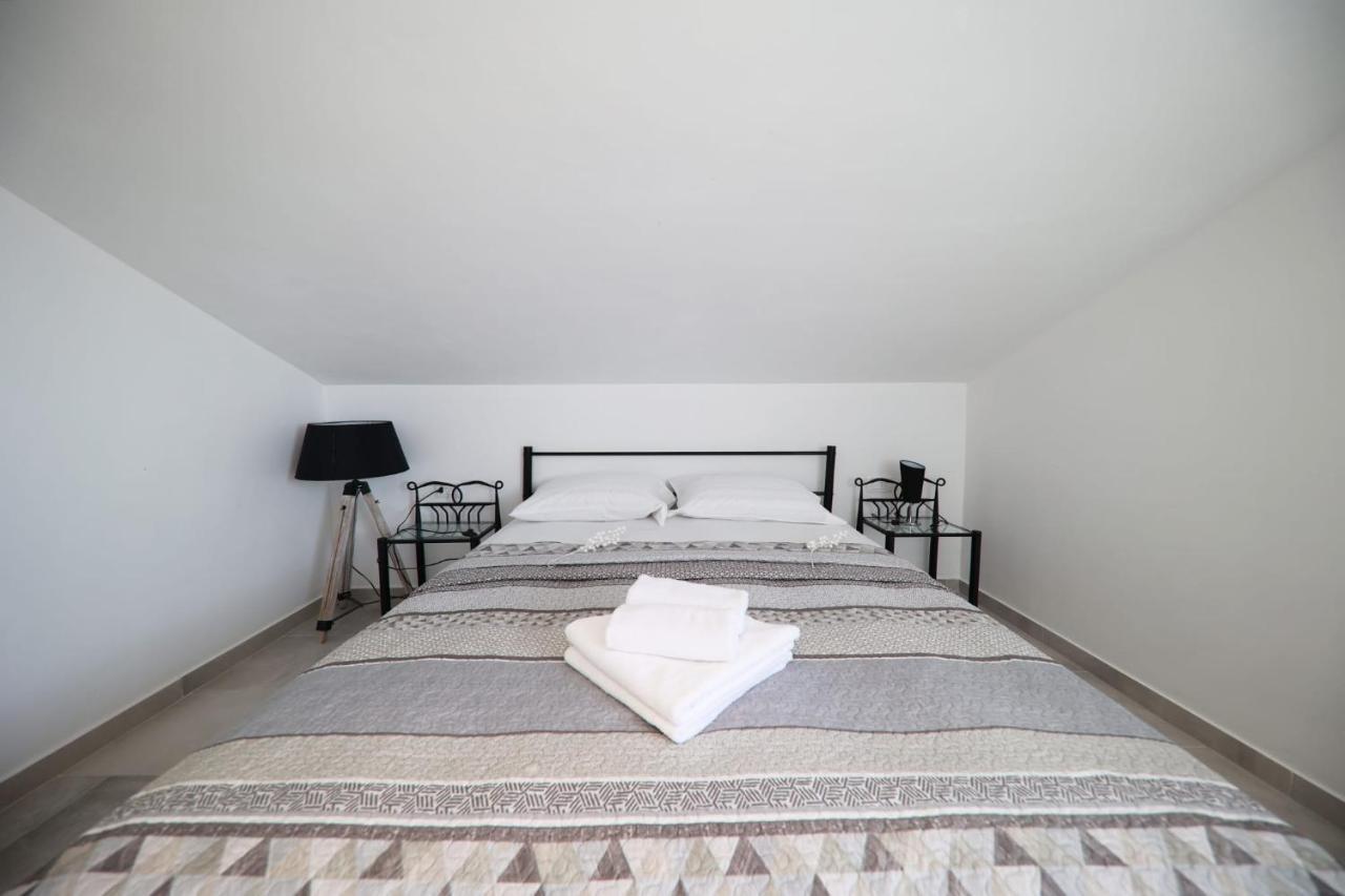Apartment Rosso Zadar Exterior photo