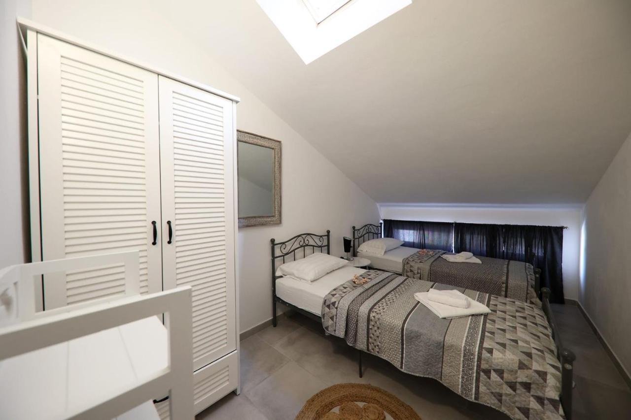 Apartment Rosso Zadar Exterior photo