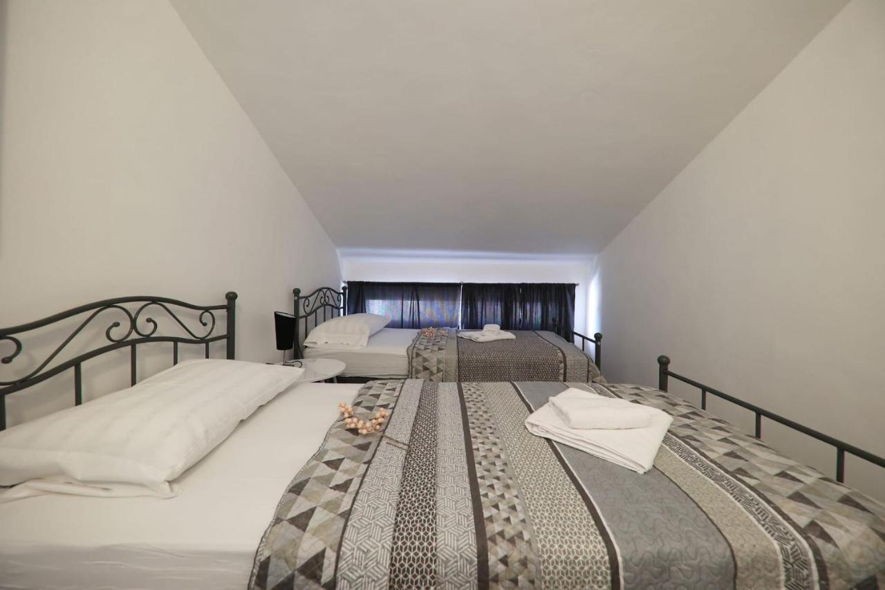 Apartment Rosso Zadar Exterior photo