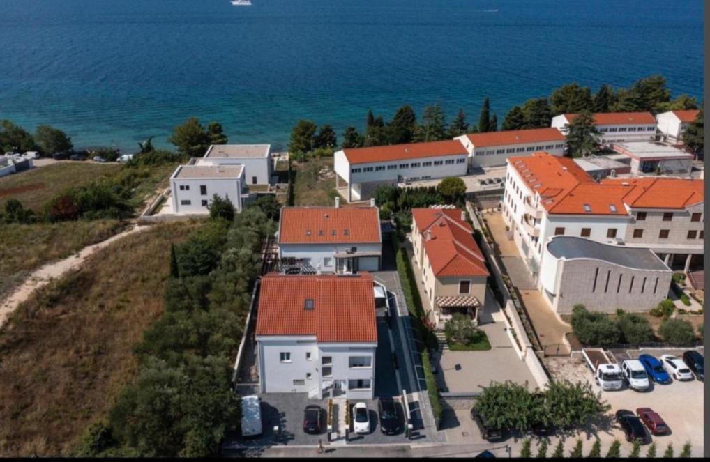 Apartment Rosso Zadar Exterior photo